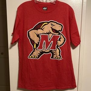 🟫🟫 Maryland Terps Collegiate Logo T-shirt (size L)